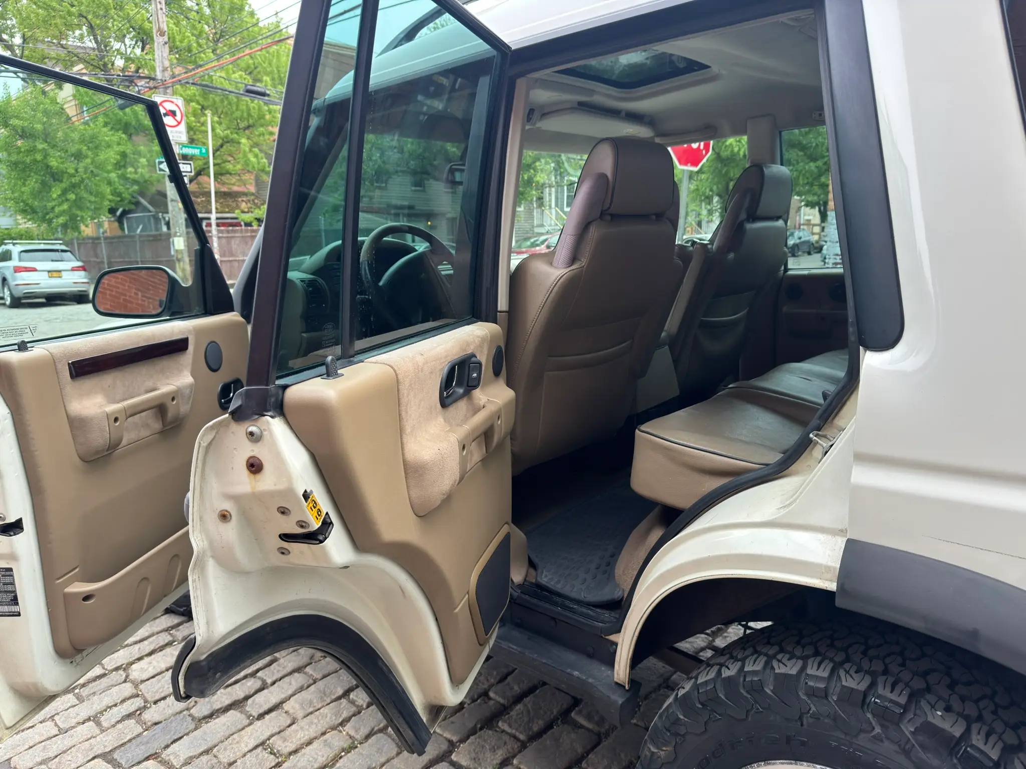 drivers-side-doors-open